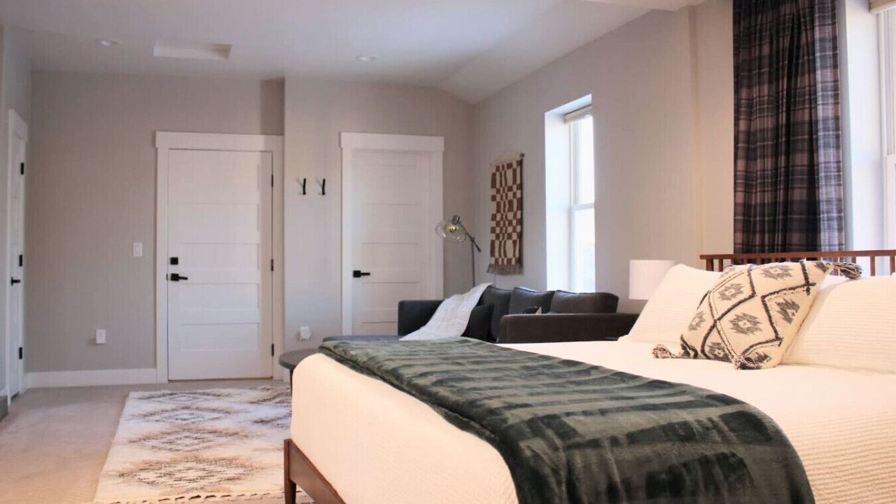 Photo of Bedroom in Cheyenne