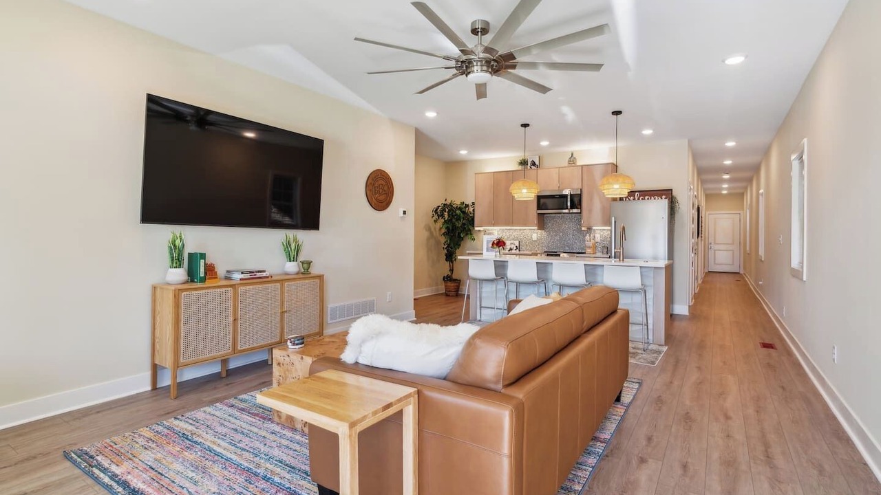 Photo of Livingroom in Germantown