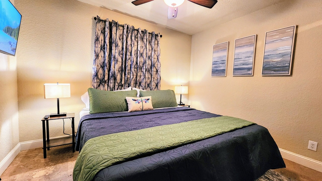 Photo of Bedroom in Mid America