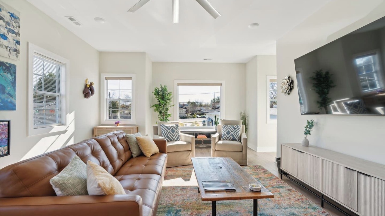 Photo of Livingroom in Germantown