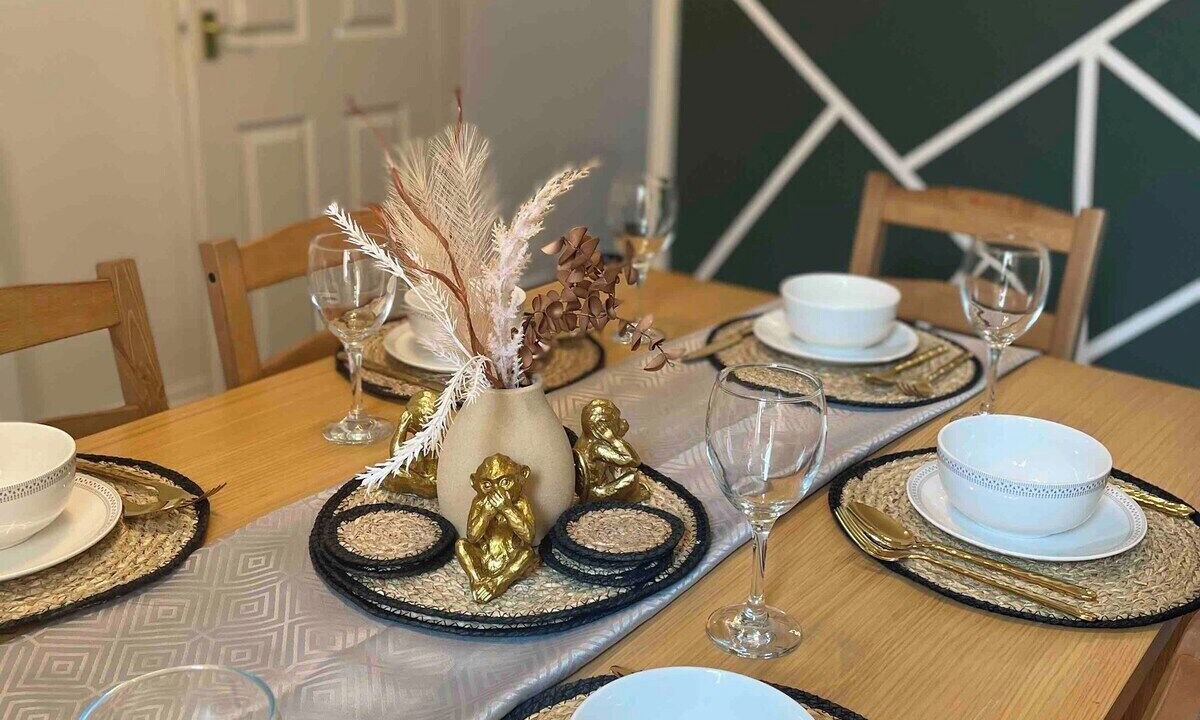 Photo of Others in Reading