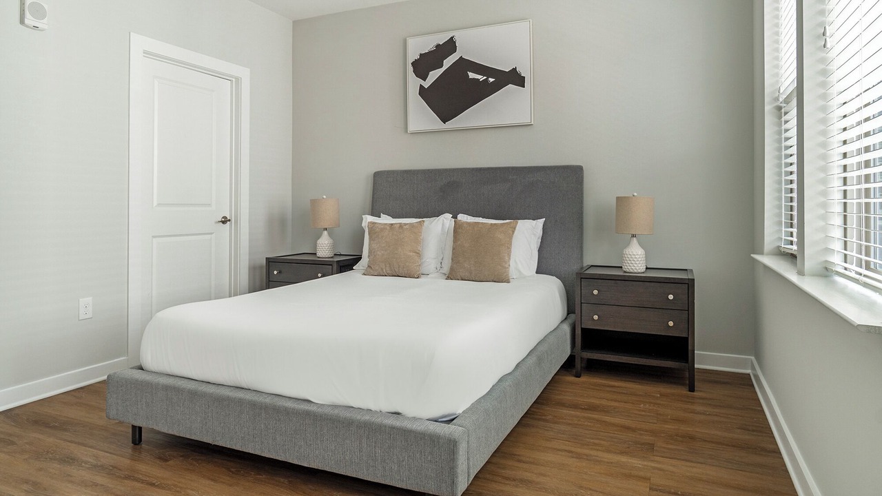 Photo of Bedroom in Downtown