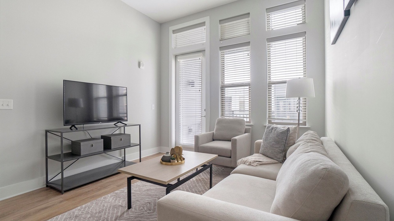 Photo of Livingroom in Downtown