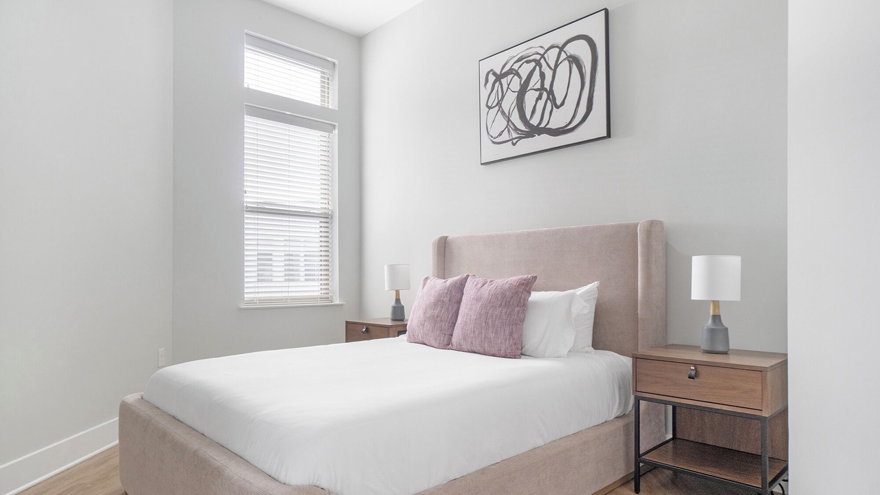 Photo of Bedroom in Downtown