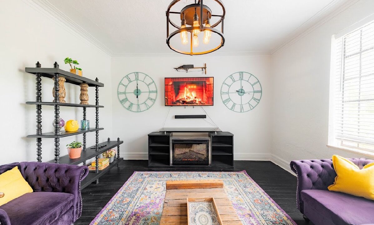 Photo of Livingroom in Detroit