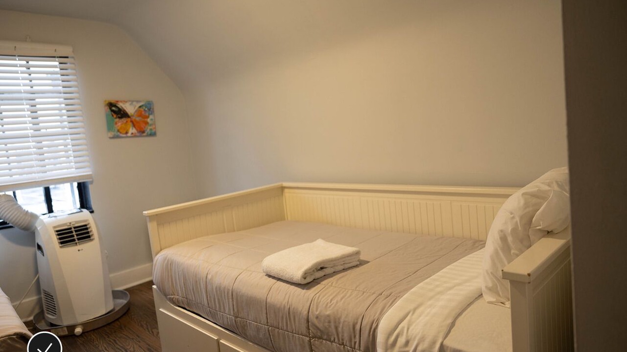 Photo of Bedroom in Detroit