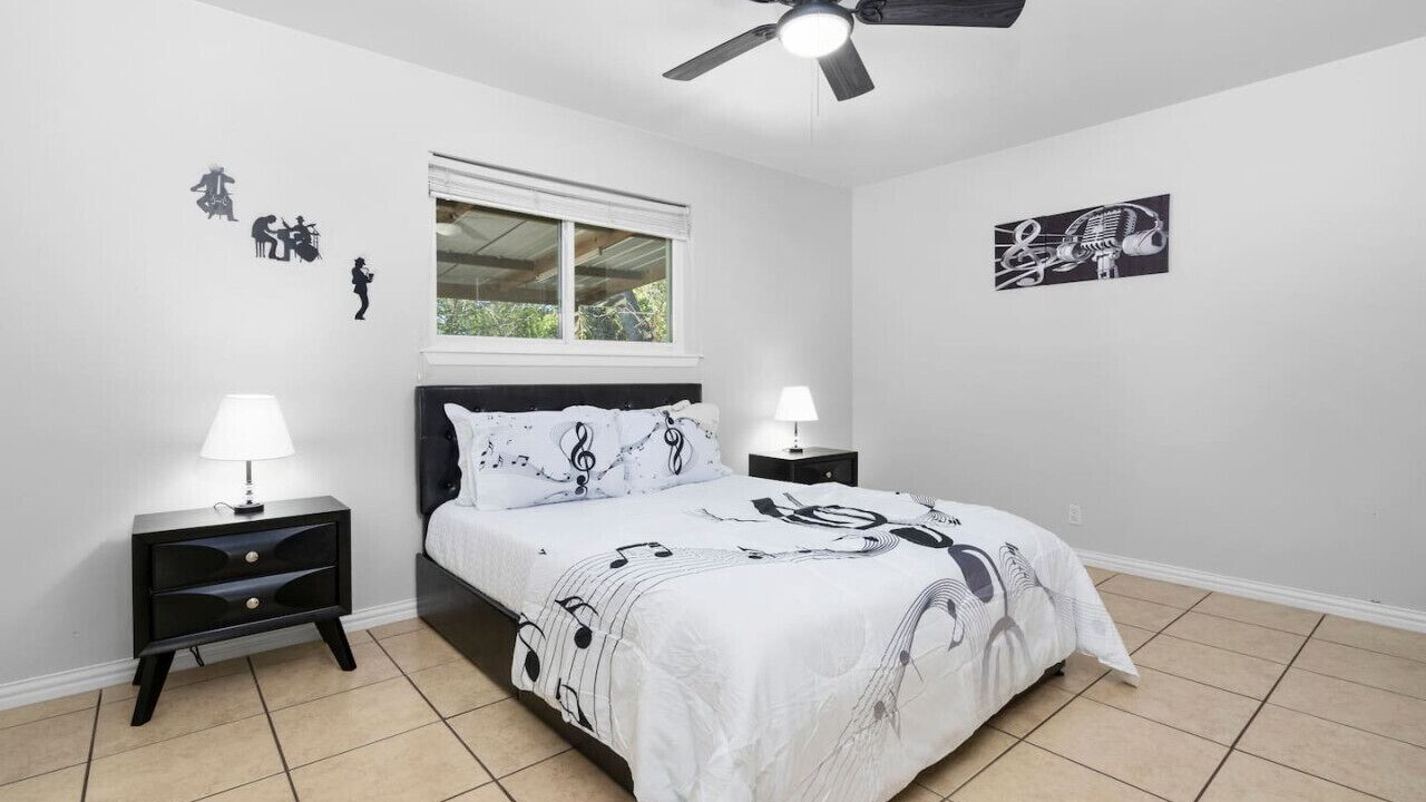 Photo of Bedroom in Sweetbriar