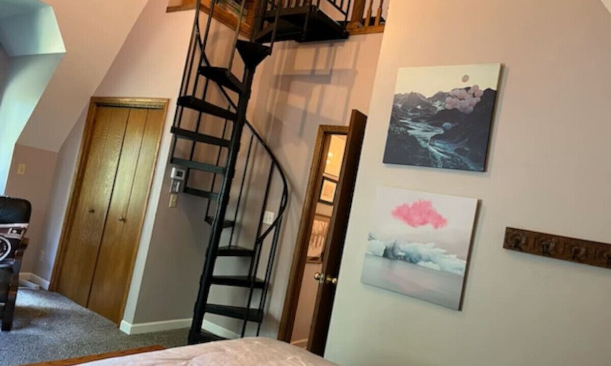 Photo of Bedroom in Ellicottville