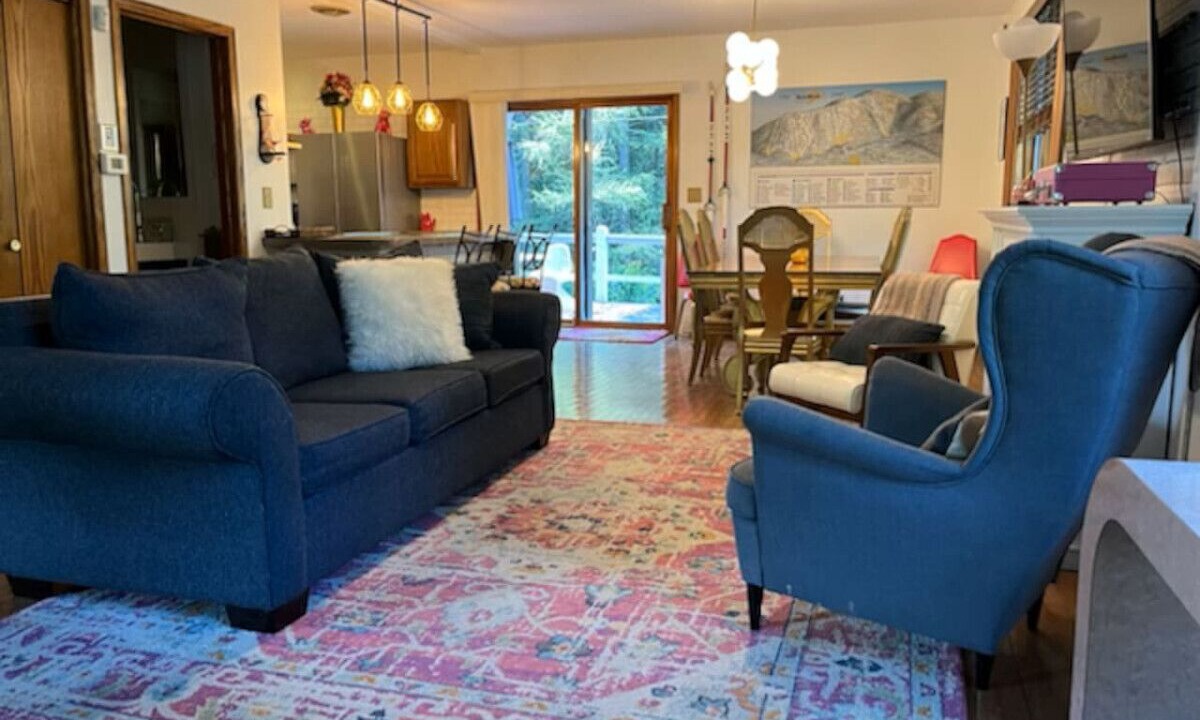 Photo of Livingroom in Ellicottville