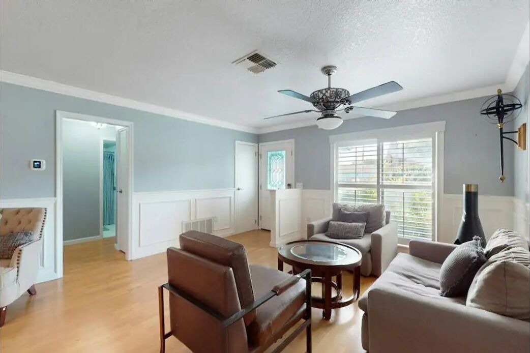 Photo of Livingroom in Spring Hill