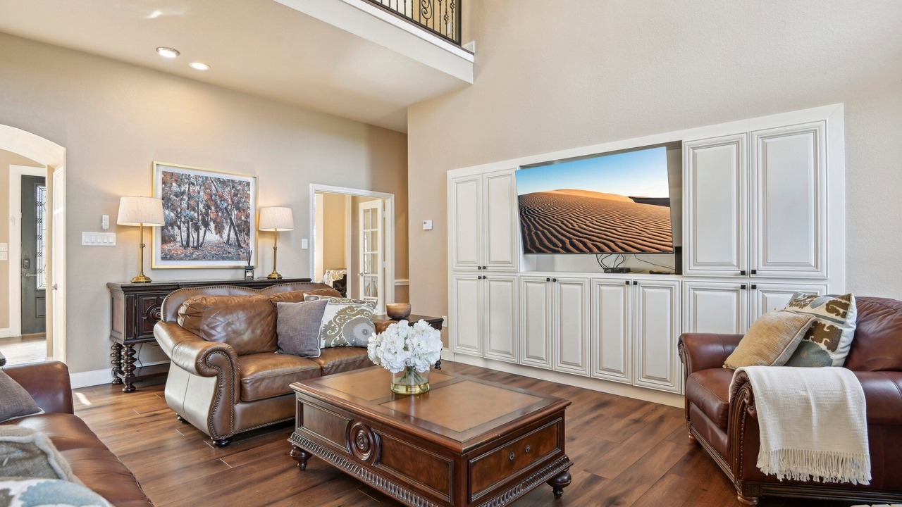 Photo of Livingroom in North Richland Hills