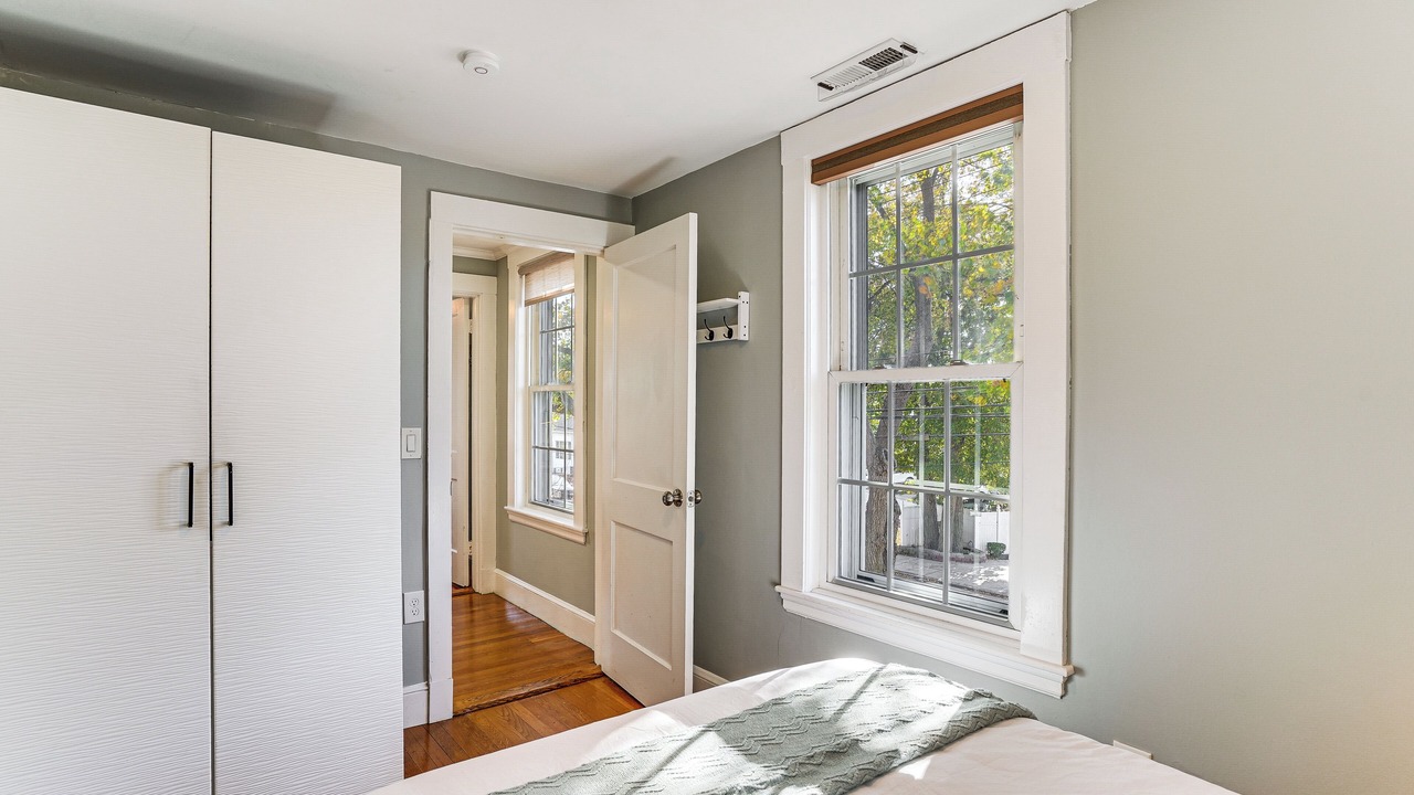 Photo of Bedroom in Harbor View - Orient Heights