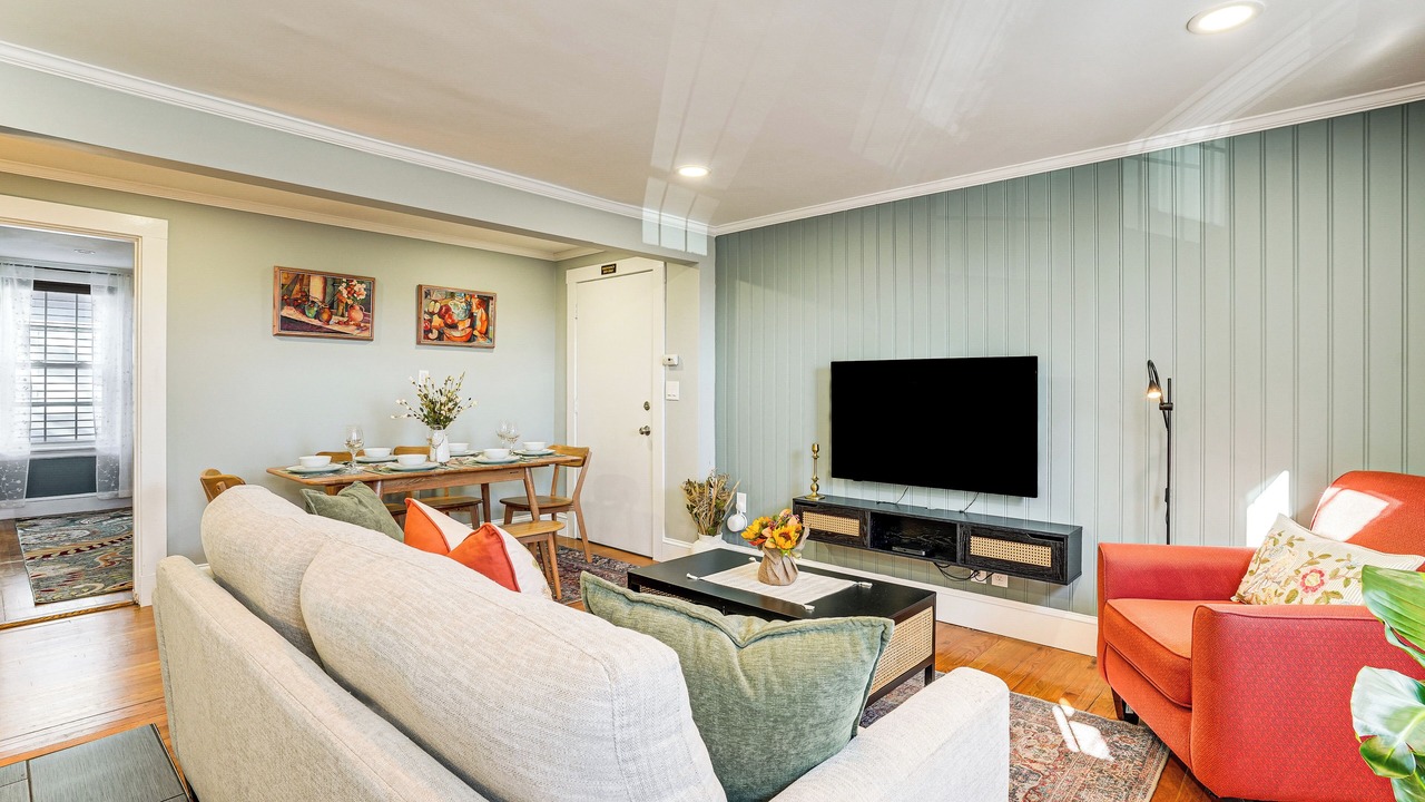 Photo of Bedroom in Harbor View - Orient Heights