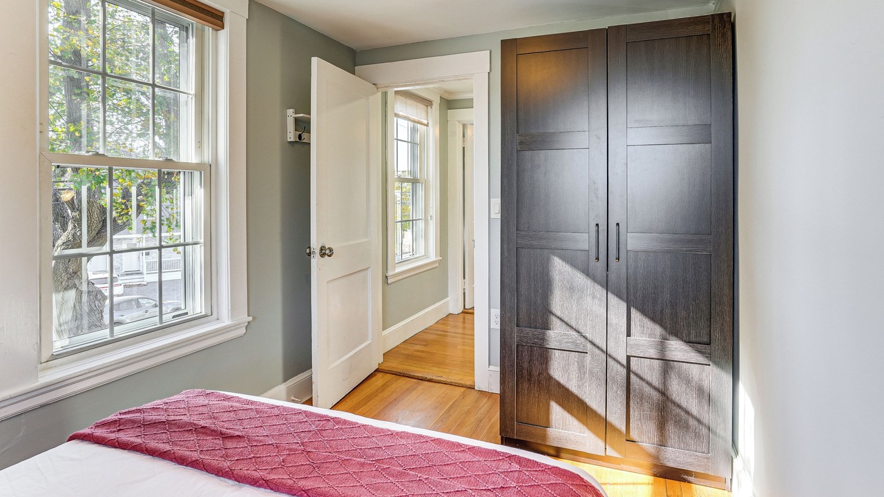 Photo of Bedroom in Harbor View - Orient Heights