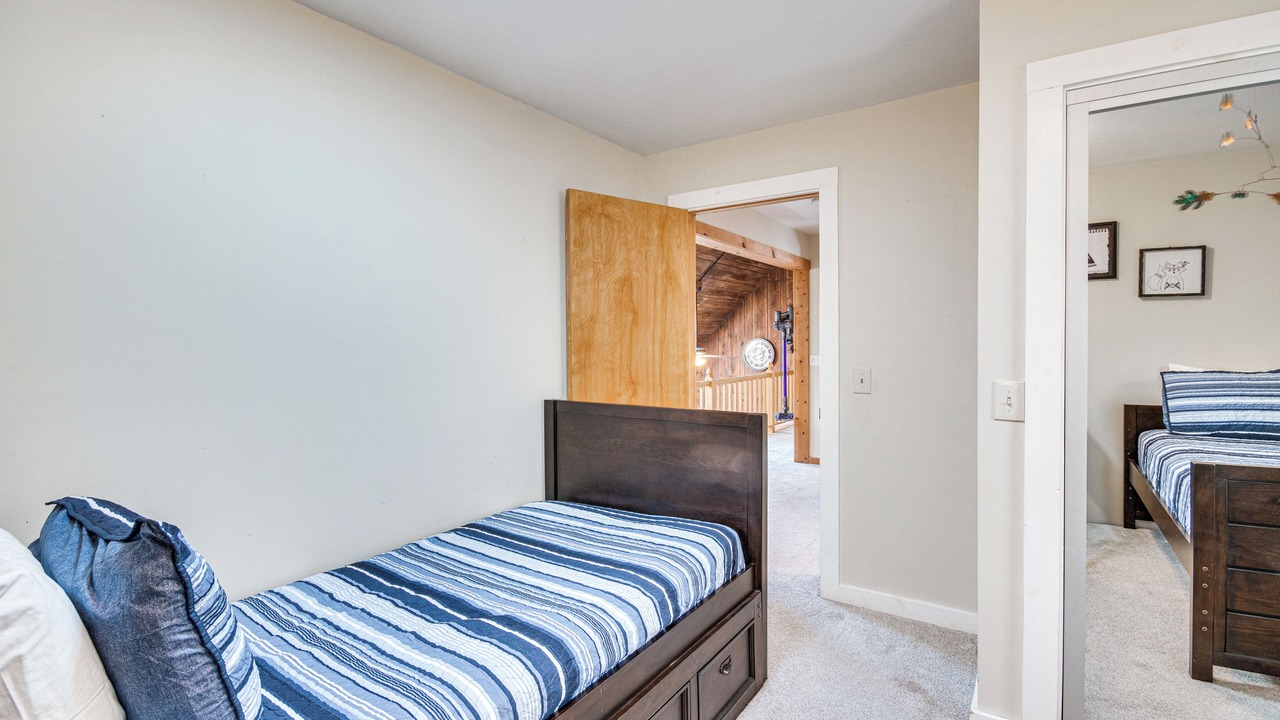 Photo of Bedroom in Lansing