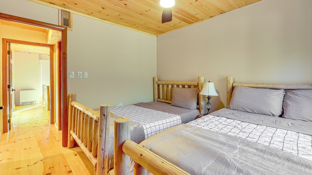 Photo of Bedroom in Pocono Summit