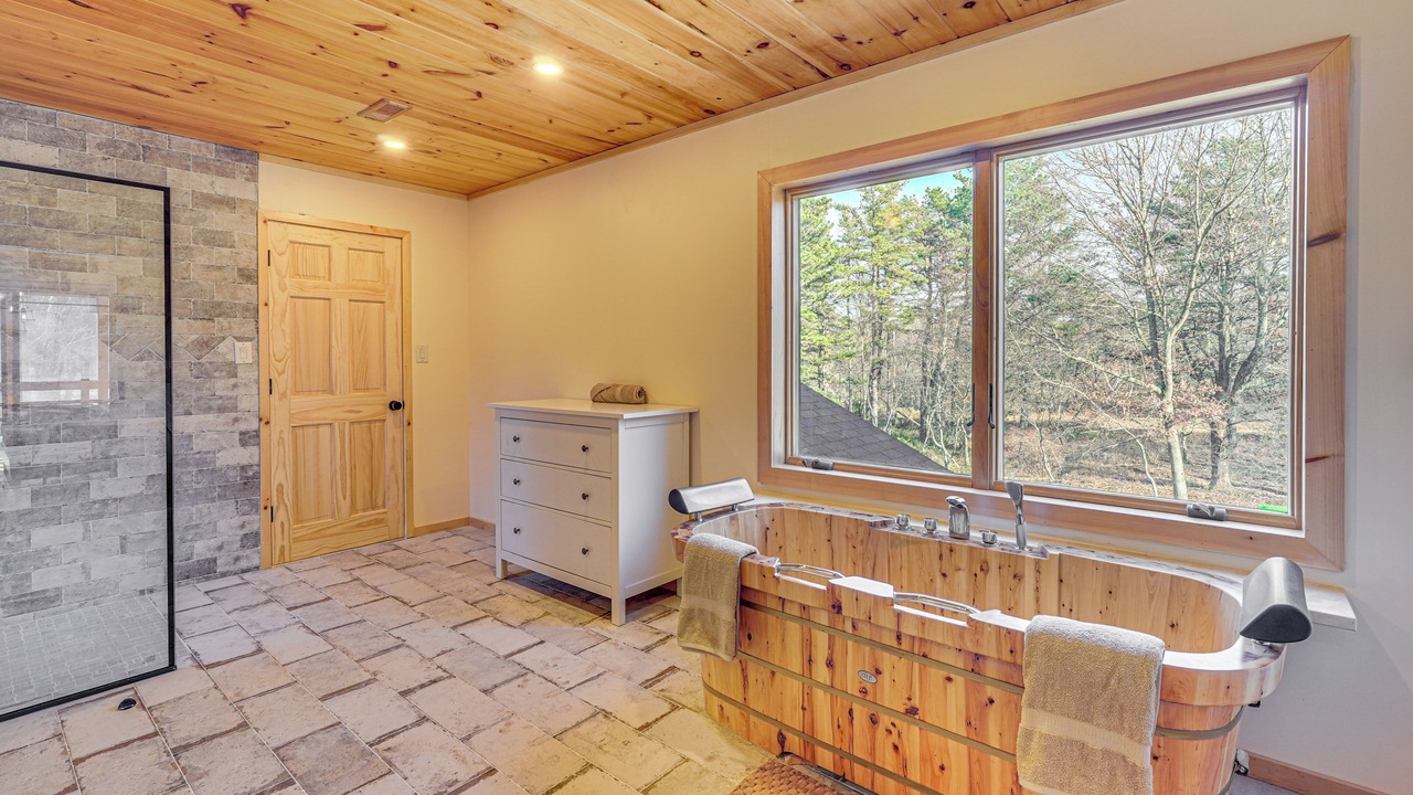 Photo of Bathroom in Pocono Summit