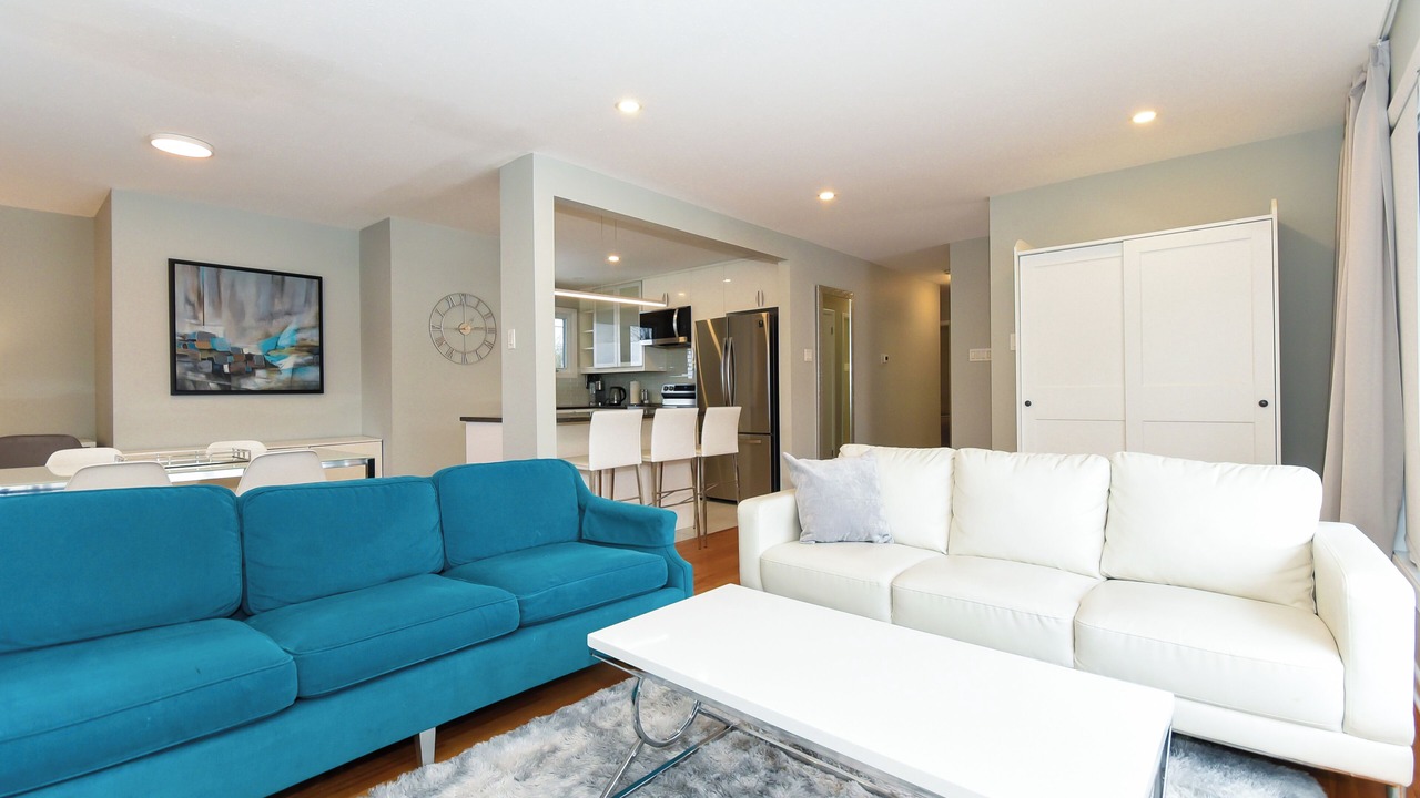 Photo of Livingroom in Ottawa Division