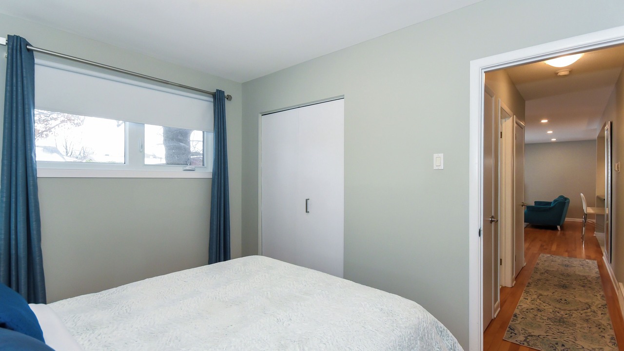 Photo of Bedroom in Ottawa Division