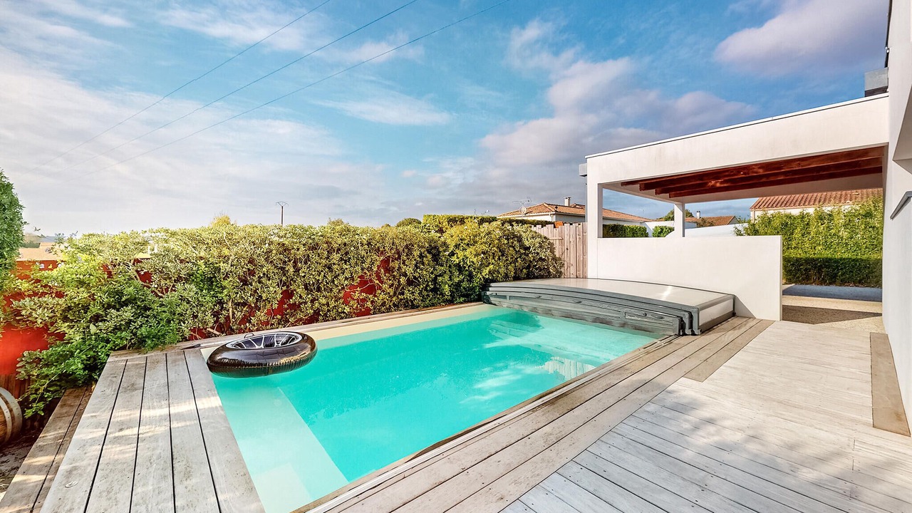 Photo of Outdoor in Medis