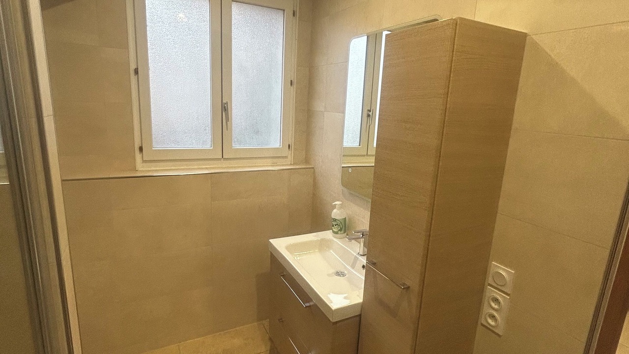 Photo of Bathroom in Ay