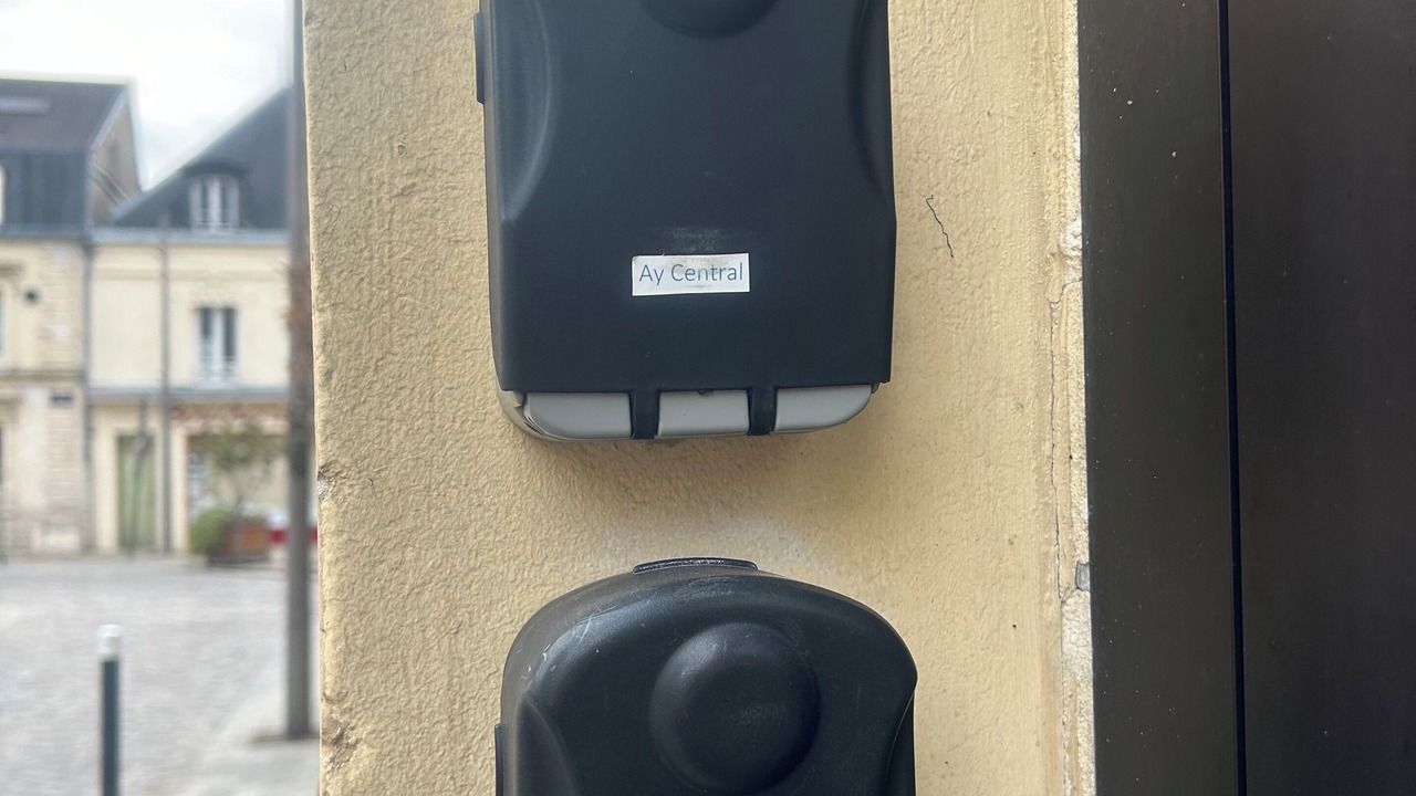 Photo of Outdoor in Ay