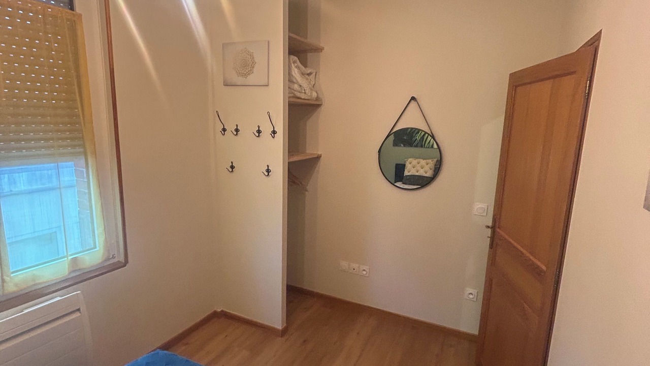 Photo of Bedroom in Ay