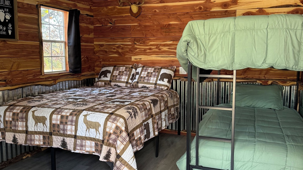 Photo of Bedroom in Henryetta