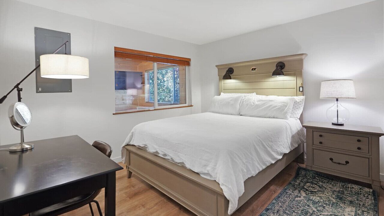 Photo of Bedroom in Leavenworth
