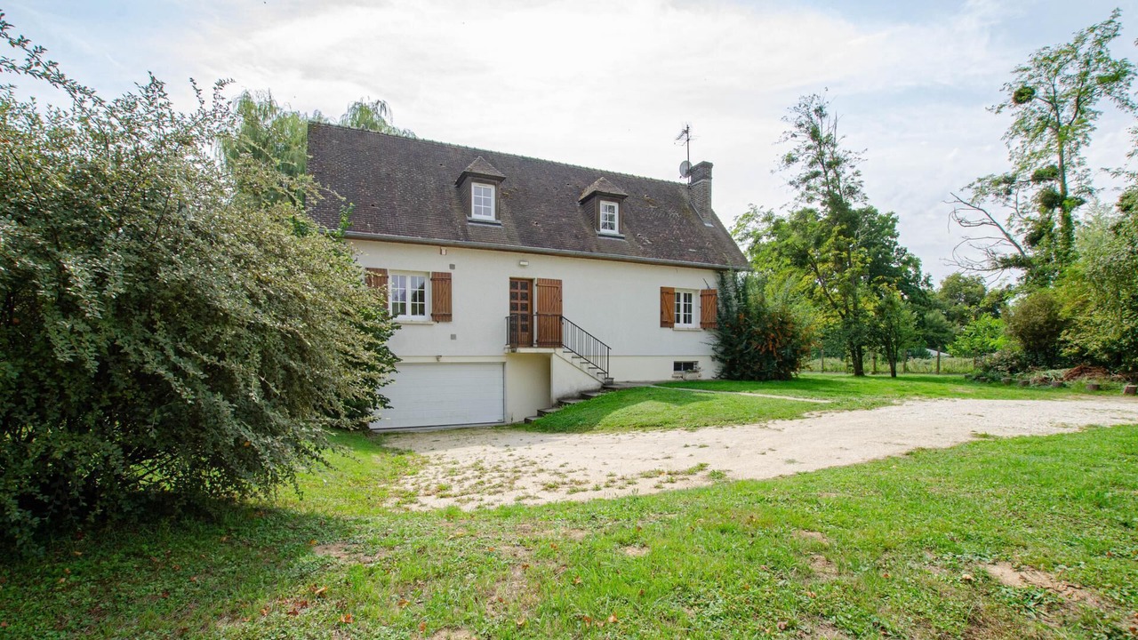 Photo of Outdoor in Mesnil-Saint-Pere