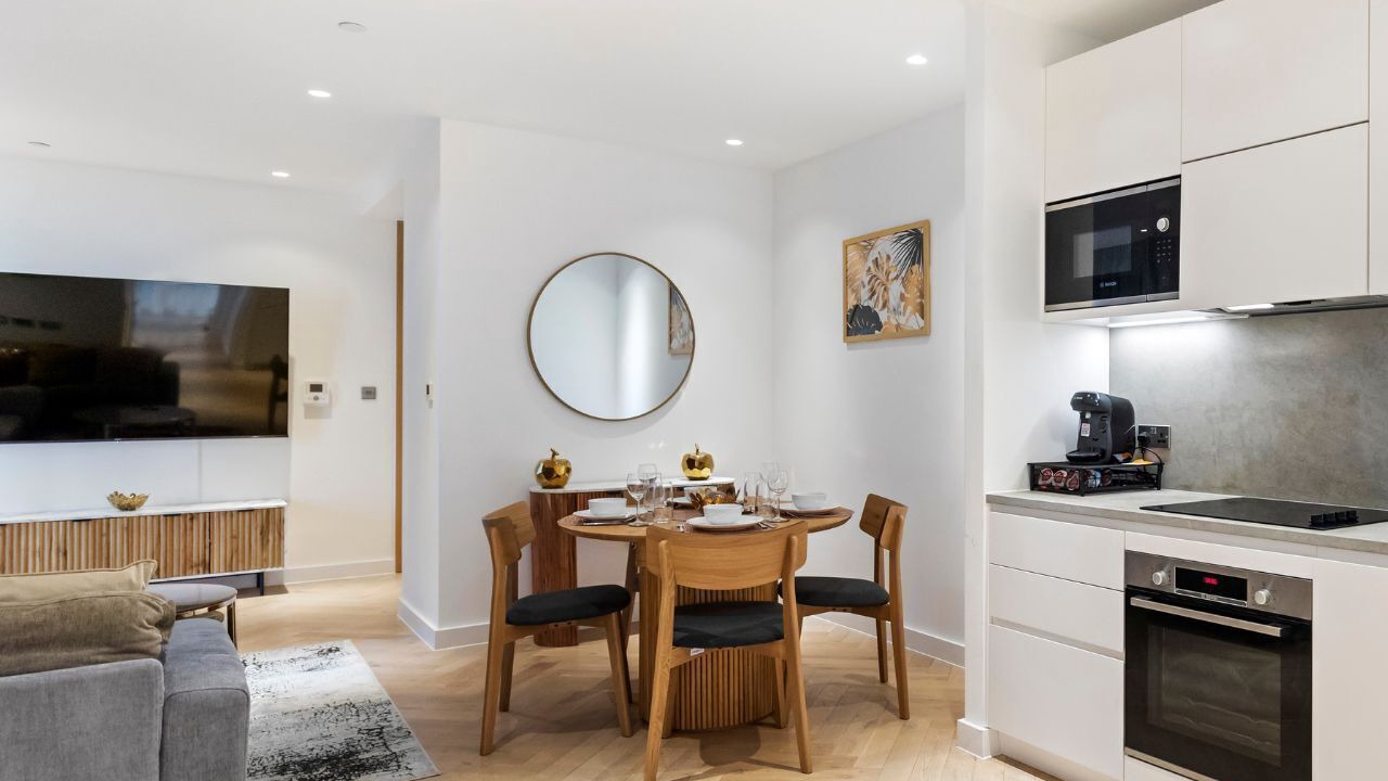 Photo of Others in Dudden Hill