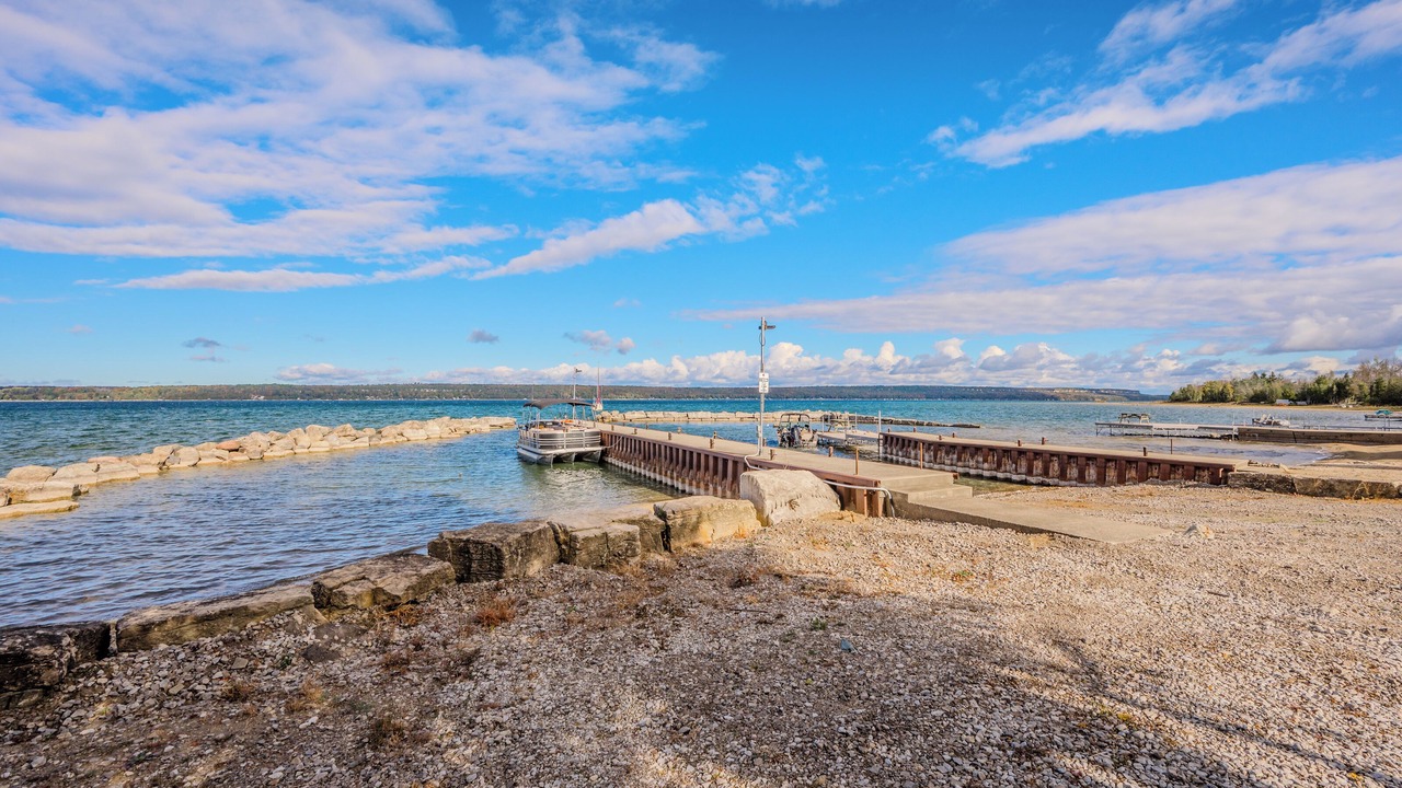 Photo of Outdoor in Colpoys Bay