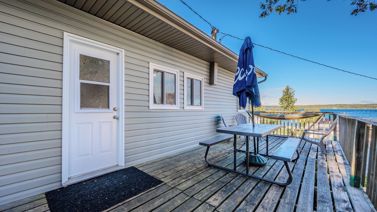 Photo of Outdoor in Colpoys Bay