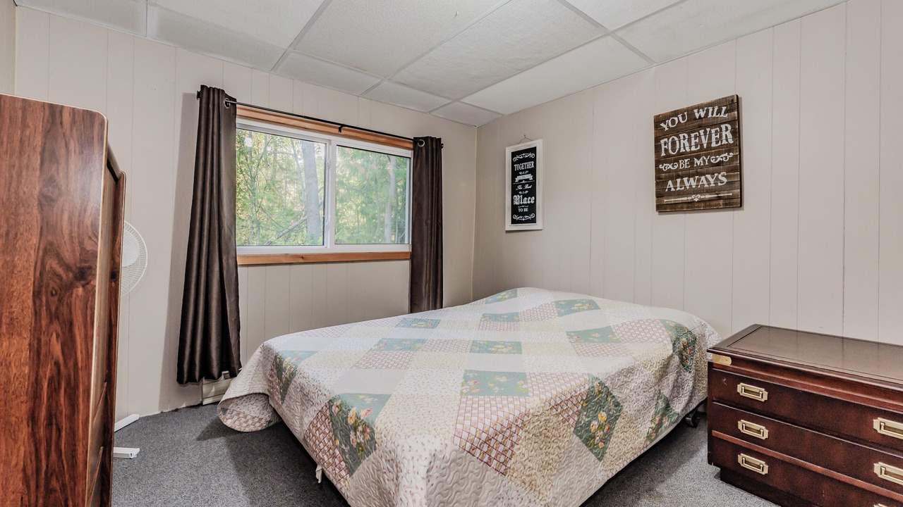 Photo of Bathroom in Colpoys Bay