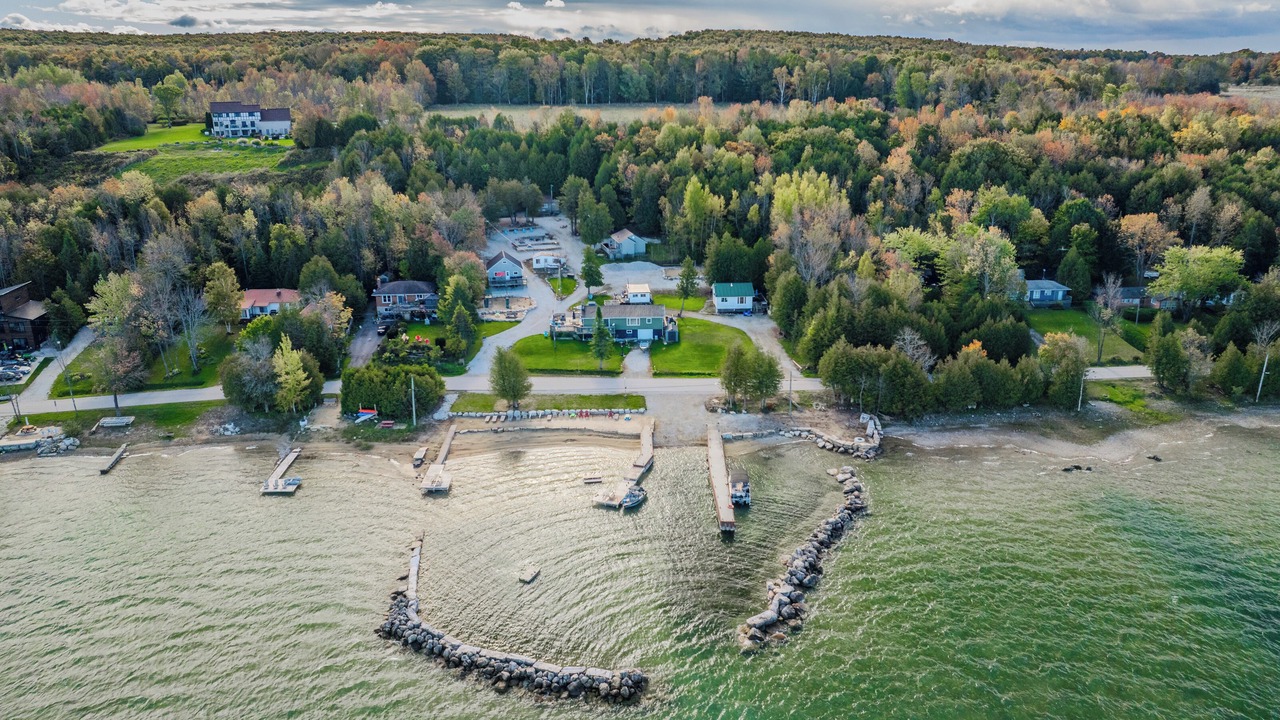Photo of Others in Colpoys Bay