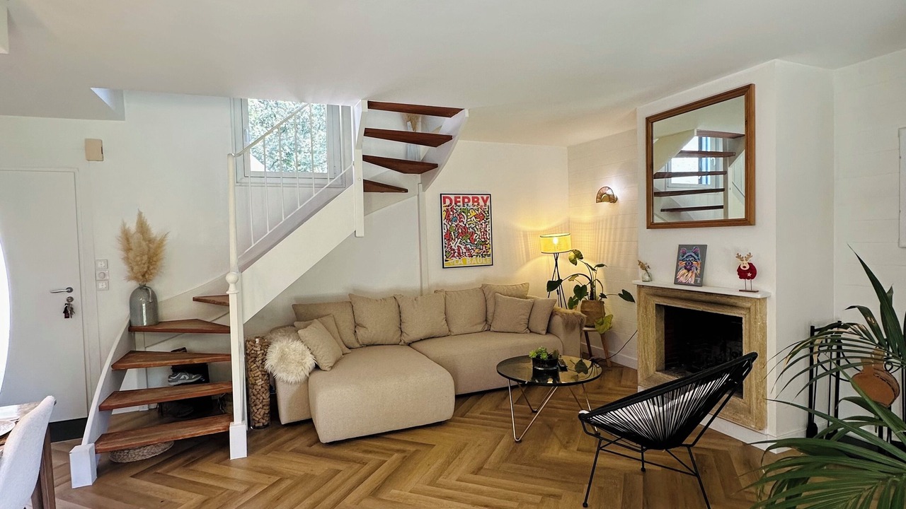 Photo of Livingroom in Saint-Andre-des-Eaux