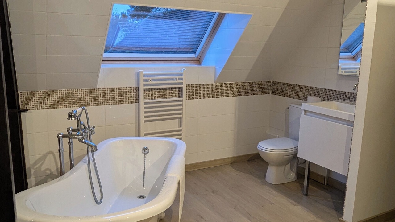 Photo of Bathroom in Coulans-sur-Gee