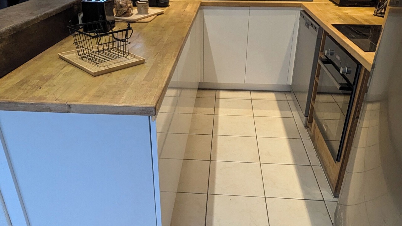 Photo of Kitchen in Coulans-sur-Gee