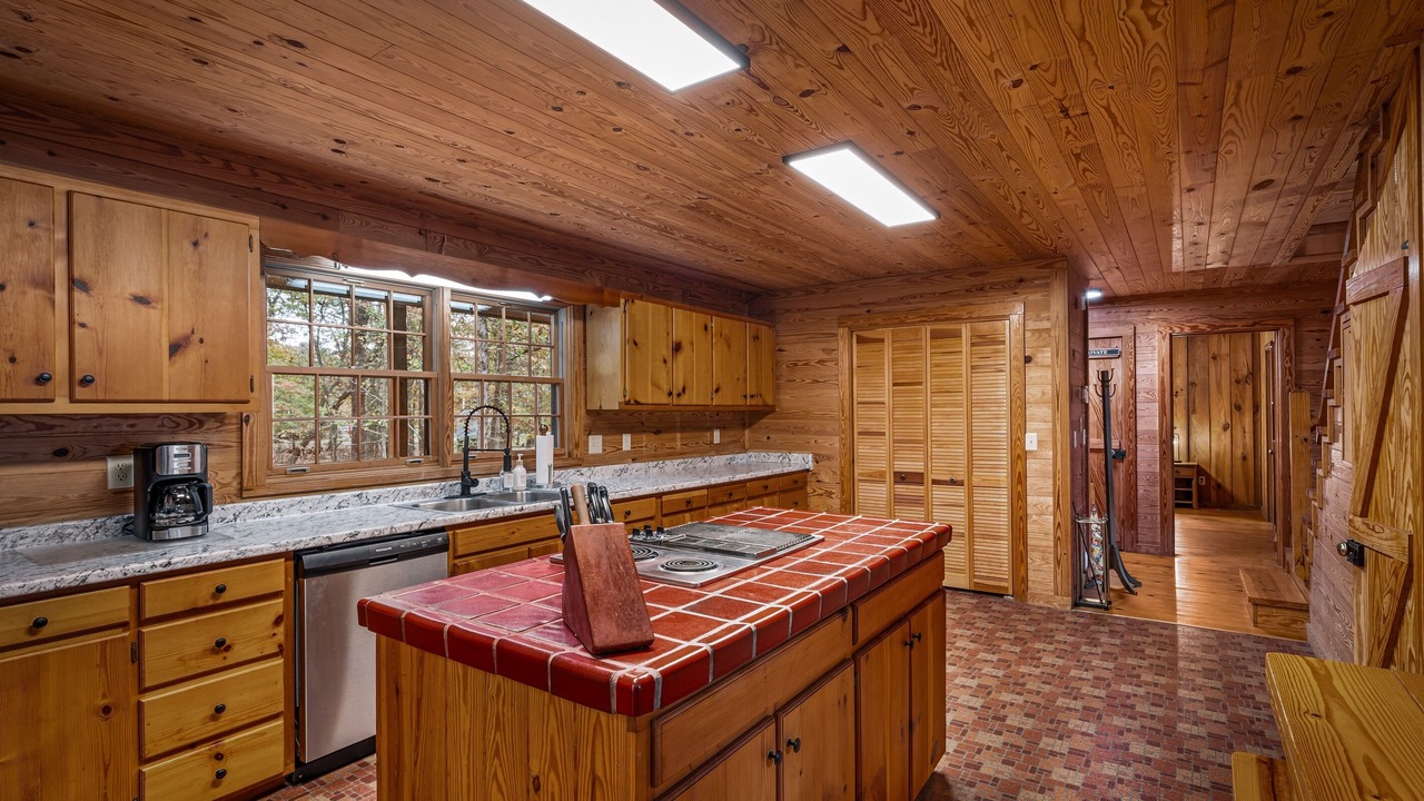 Photo of Kitchen in Fort Payne