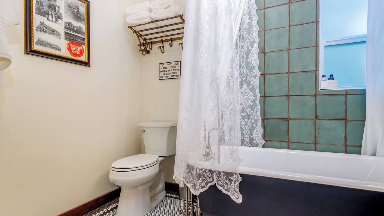 Photo of Bathroom in Brownwood