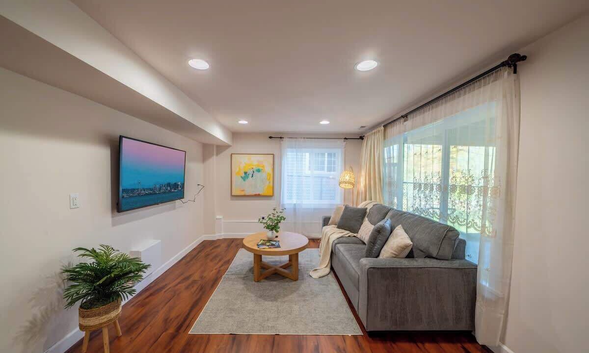 Photo of Livingroom in View Ridge