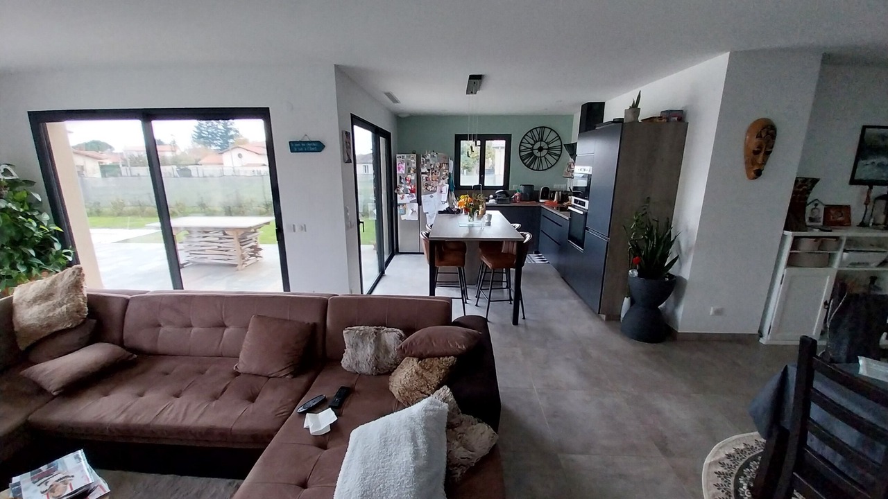 Photo of Livingroom in Montanay