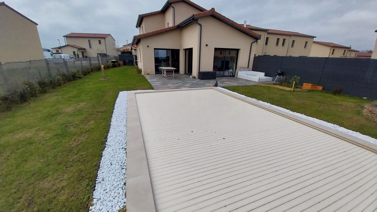 Photo of Patio Balcony in Montanay