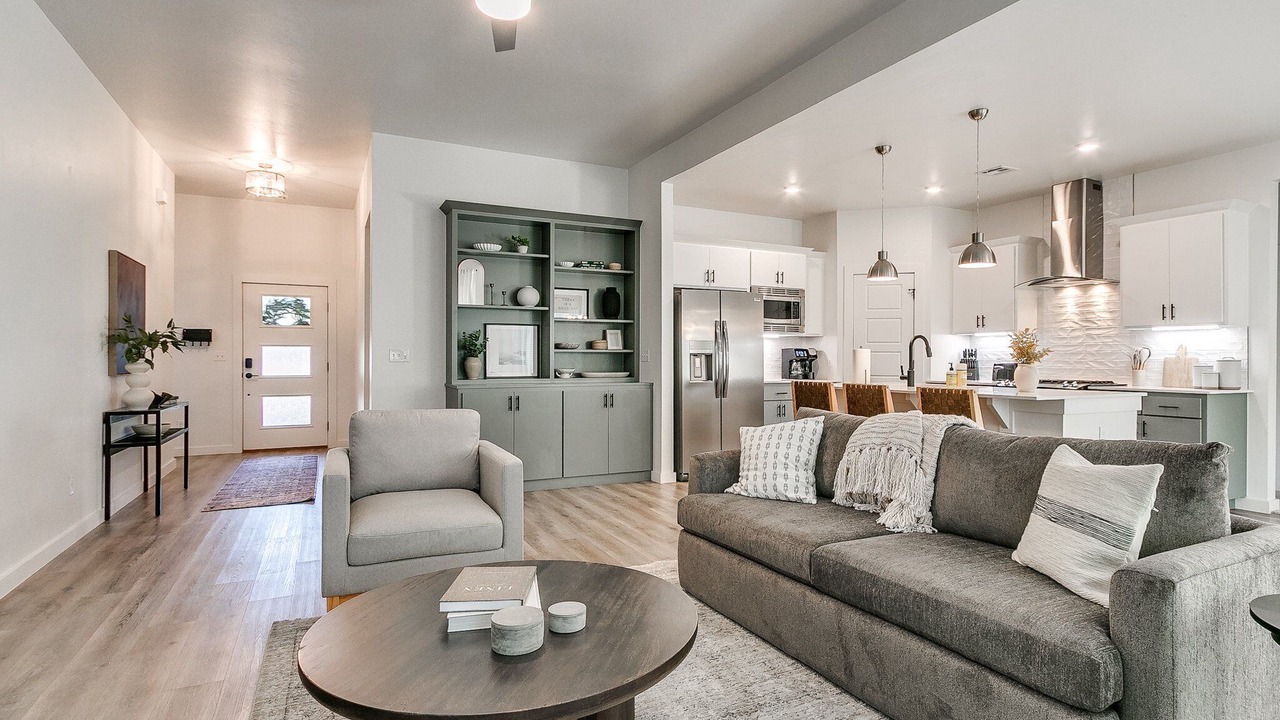 Photo of Livingroom in Edmond