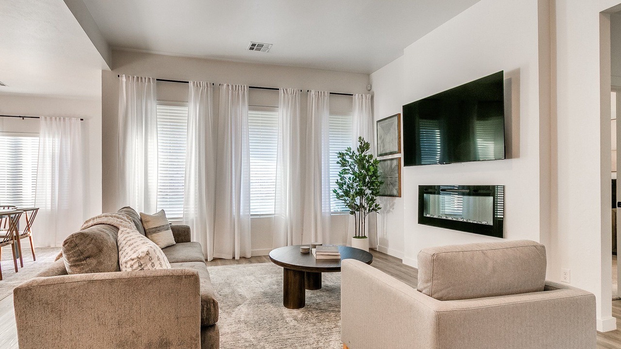 Photo of Livingroom in Edmond
