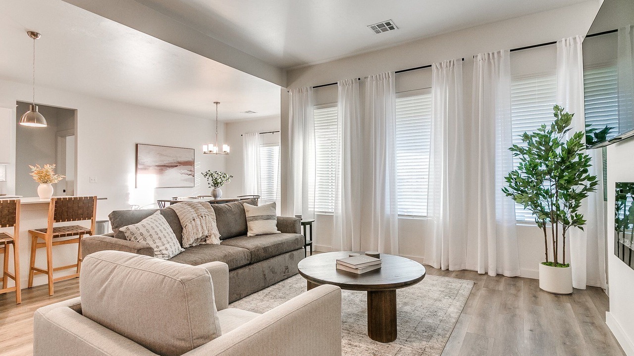 Photo of Livingroom in Edmond