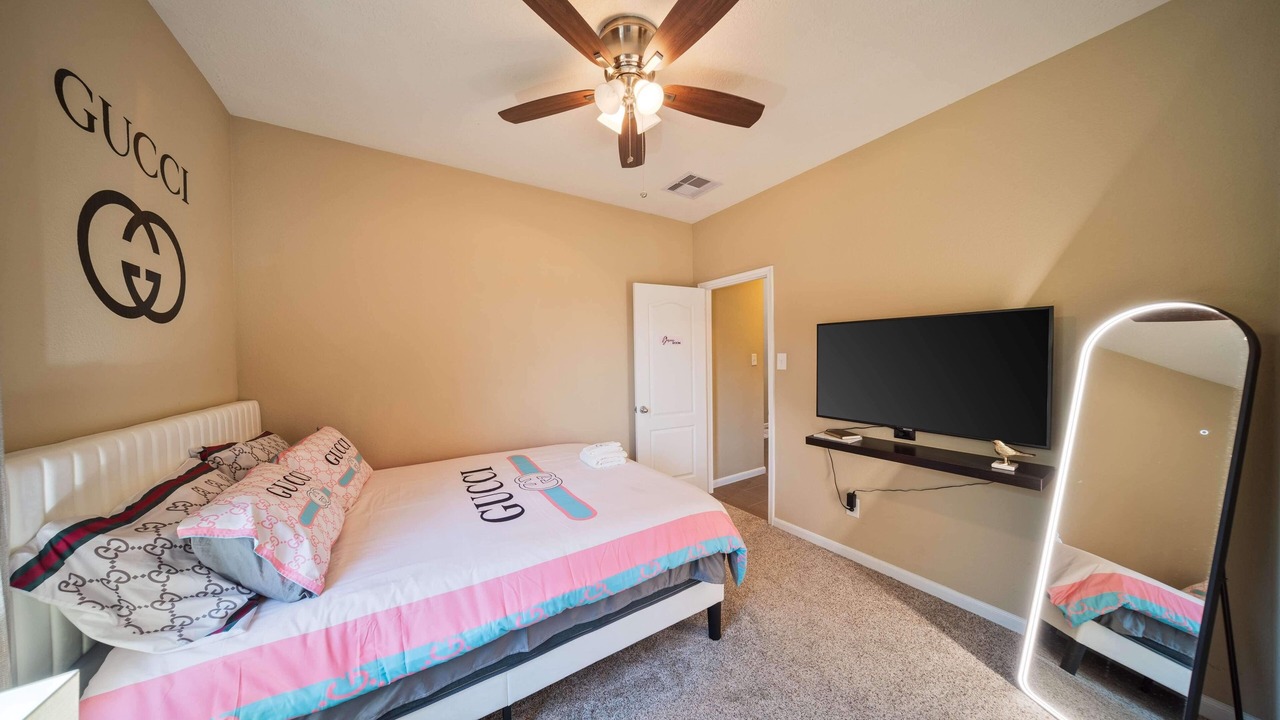 Photo of Bedroom in Barker