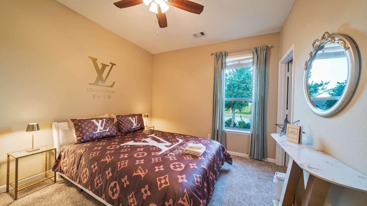 Photo of Bedroom in Barker