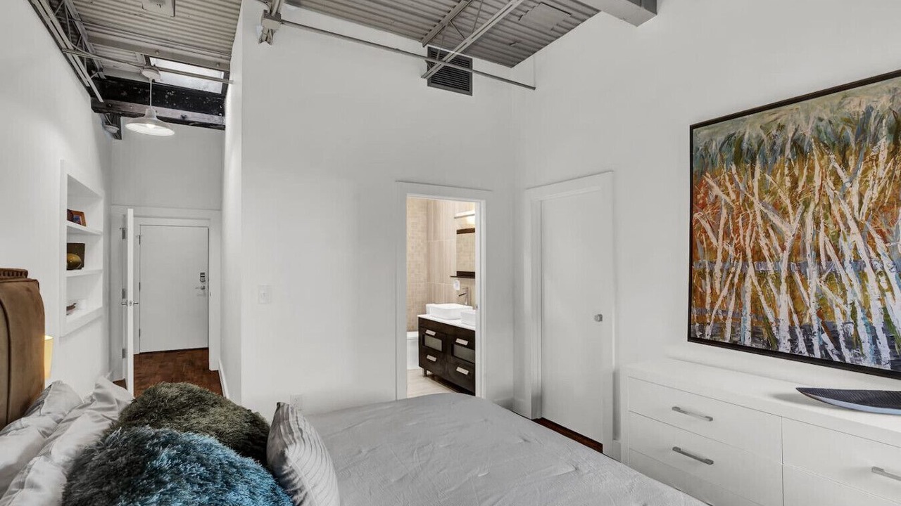 Photo of Bedroom in Downtown Greensboro