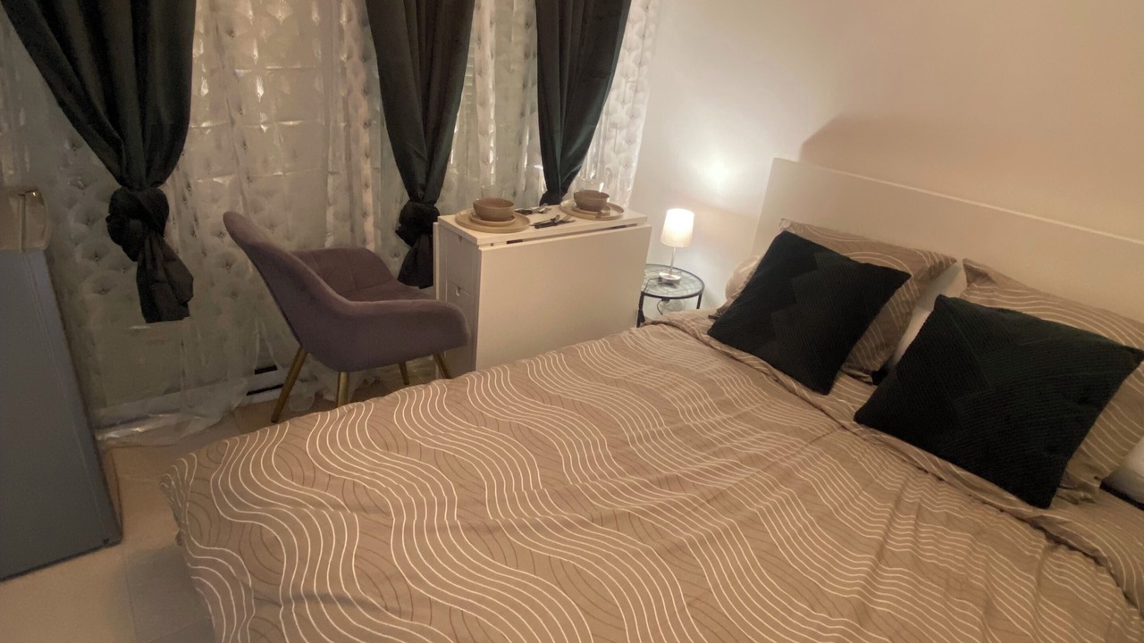 Photo of Bedroom in Saint-Remy-en-Rollat